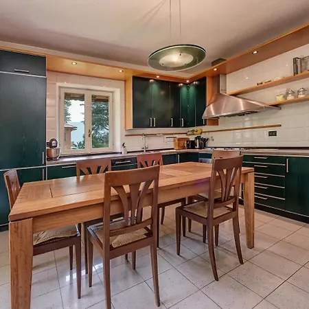 Casa Graziella - Parking And Walk To Riva Bianca Apartment Lierna